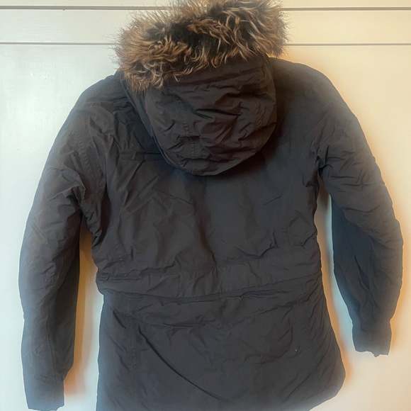 THE NORTH FACE Girl's Down Filled 550 Hooded Jacket - Picture 5 of 10
